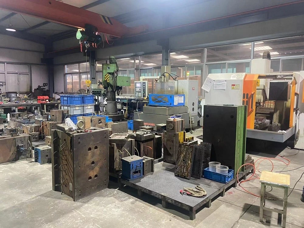 oem plastic mold maker oem plastic mold maker